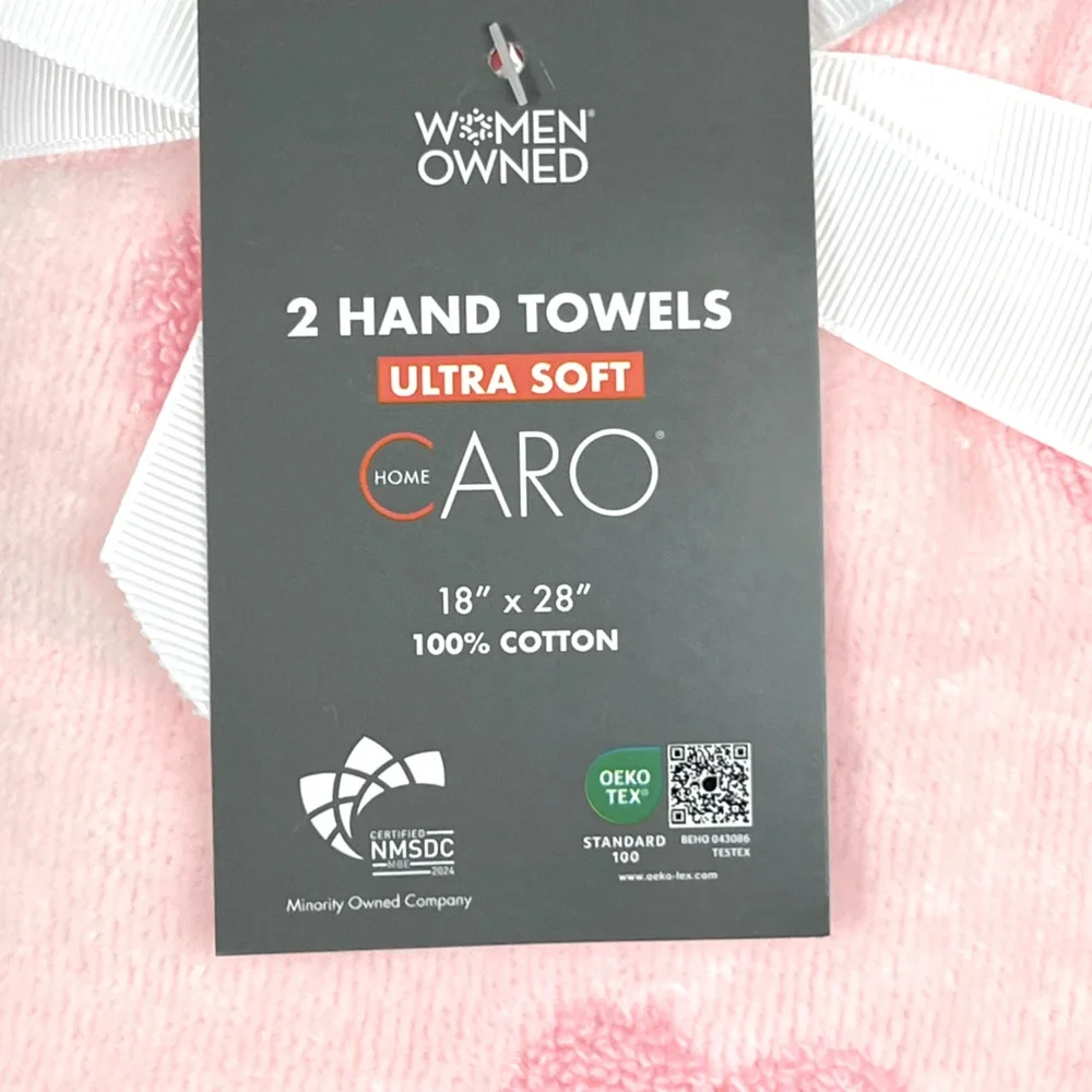 Caro - ‘Pink Hearts’ Hand Towels (2) Ultra Soft. NWT Firm!